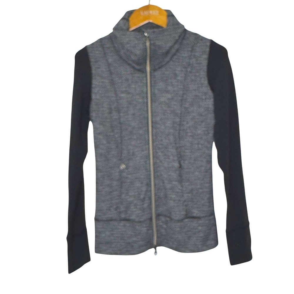 Lululemon zip front jacket black/white sz 2